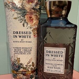 Bath & Body Works Dressed in White Body Wash - Elegant Floral Design